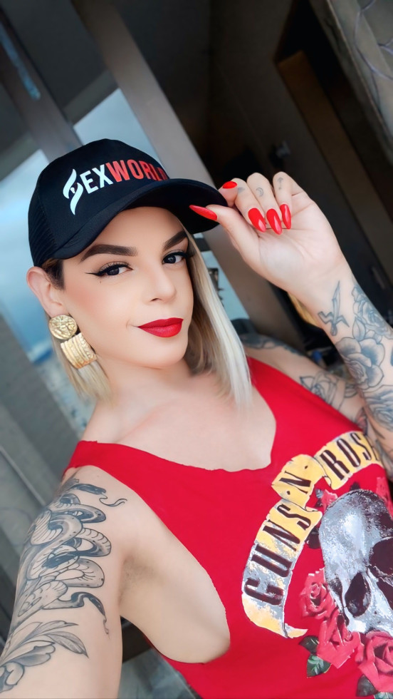 Faça como a @GiovannaSecret. 
Acesse e Cadastre-se Grátis  
Sexworld.fans
